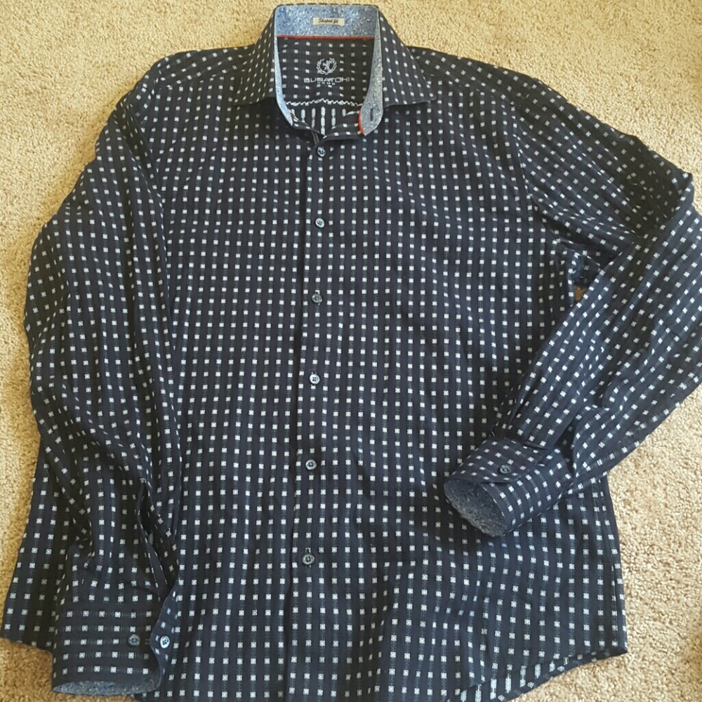 Shirts - Picture 3 of 8